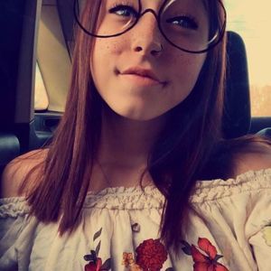 Meet your Posher, Symantha